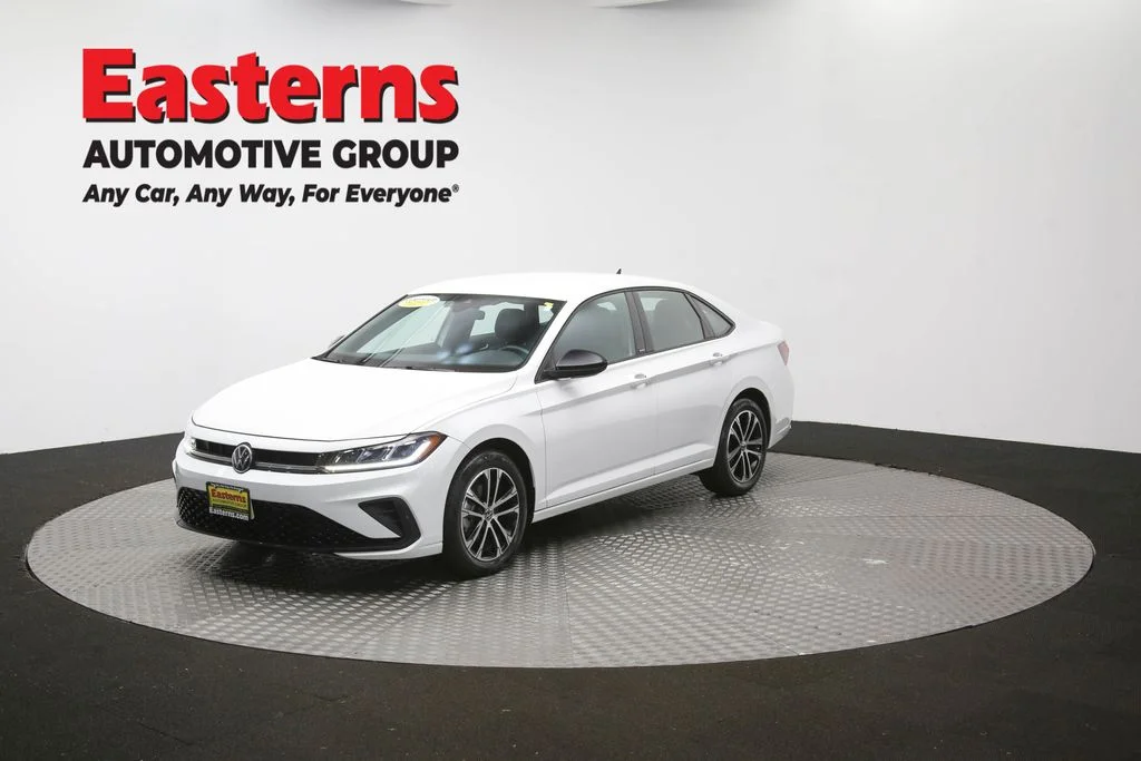 Used 2025 White Volkswagen 1.5T Sport image 53