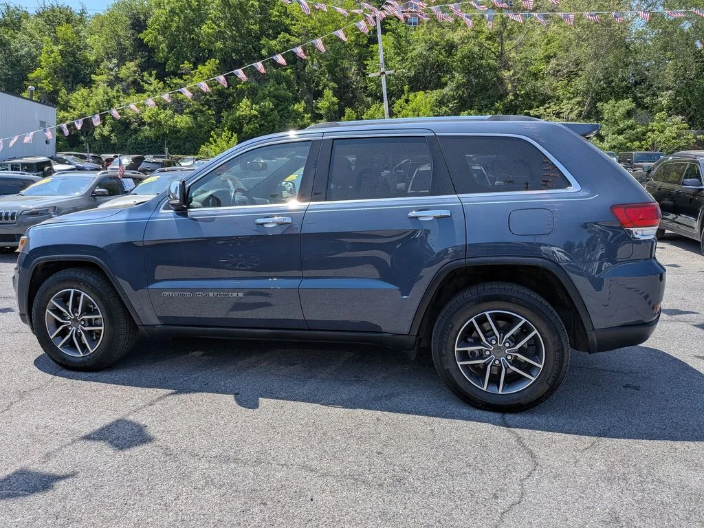 Used 2021 Blue Jeep Limited image 11