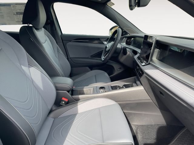 New 2026 Silver Volkswagen 2.0T SE R-Line Black image 15