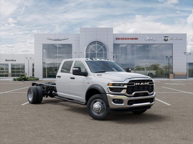 New 2026 Bright White Clear-Coat Exterior Paint RAM TRADESMAN image 40