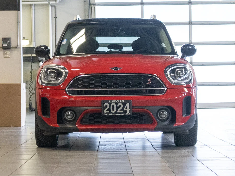 Used 2024 851-Chili Red MINI Cooper S image 4