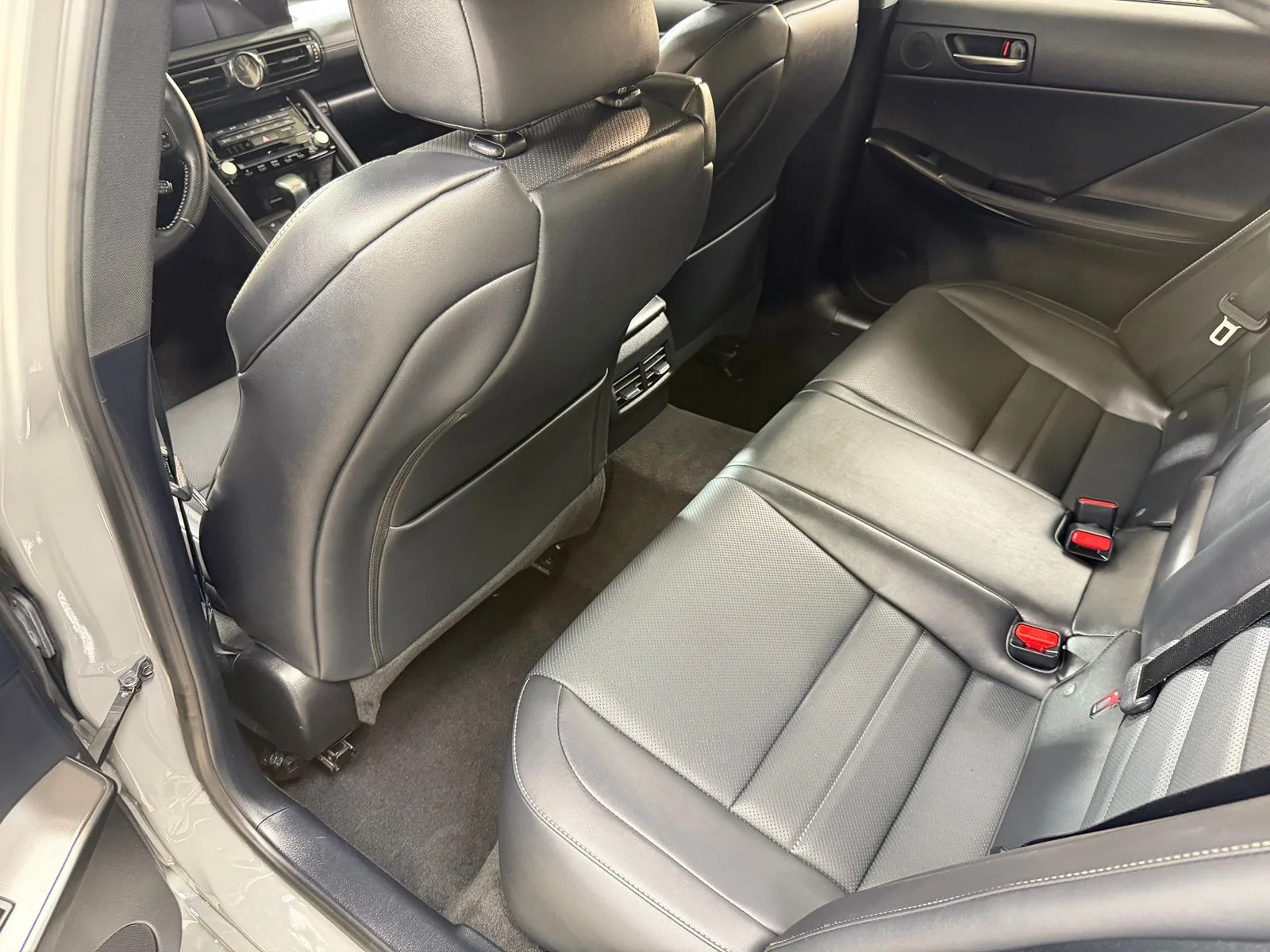 Used 2024  Lexus 350 F SPORT image 37