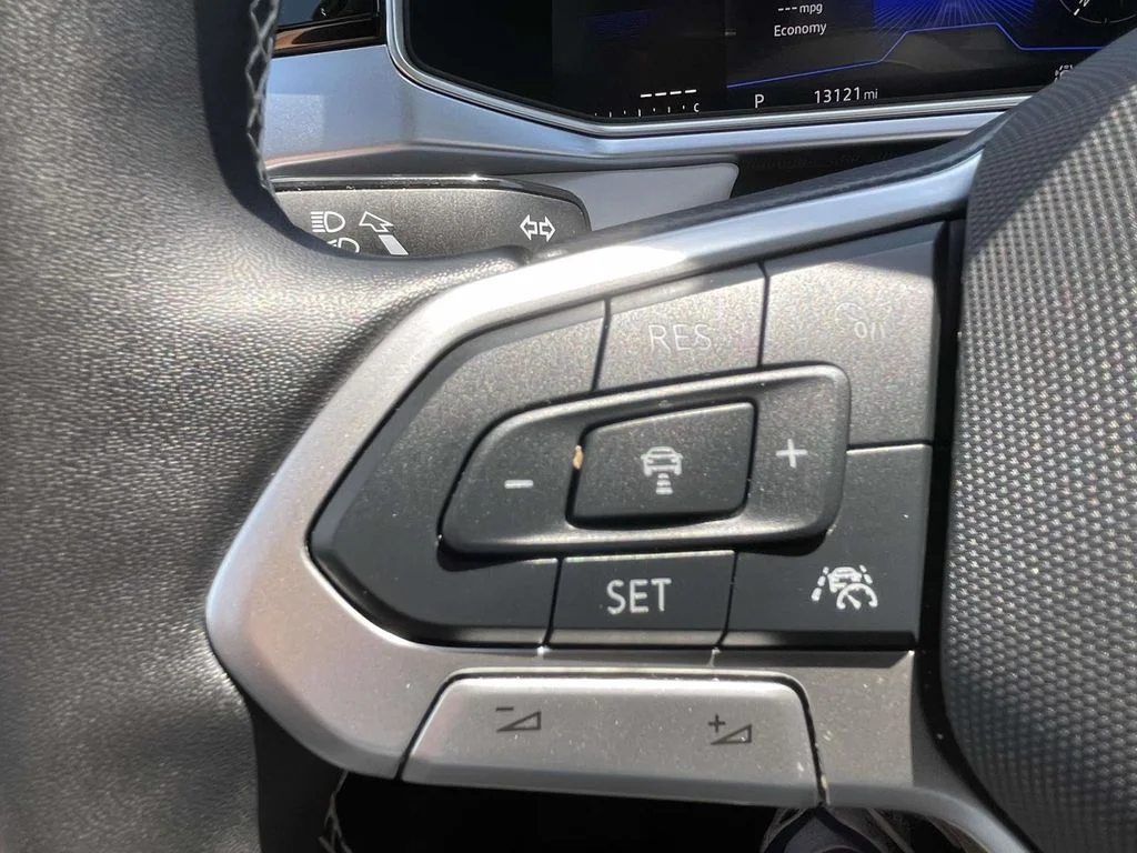 2025 Volkswagen Taos SE - Photo 20