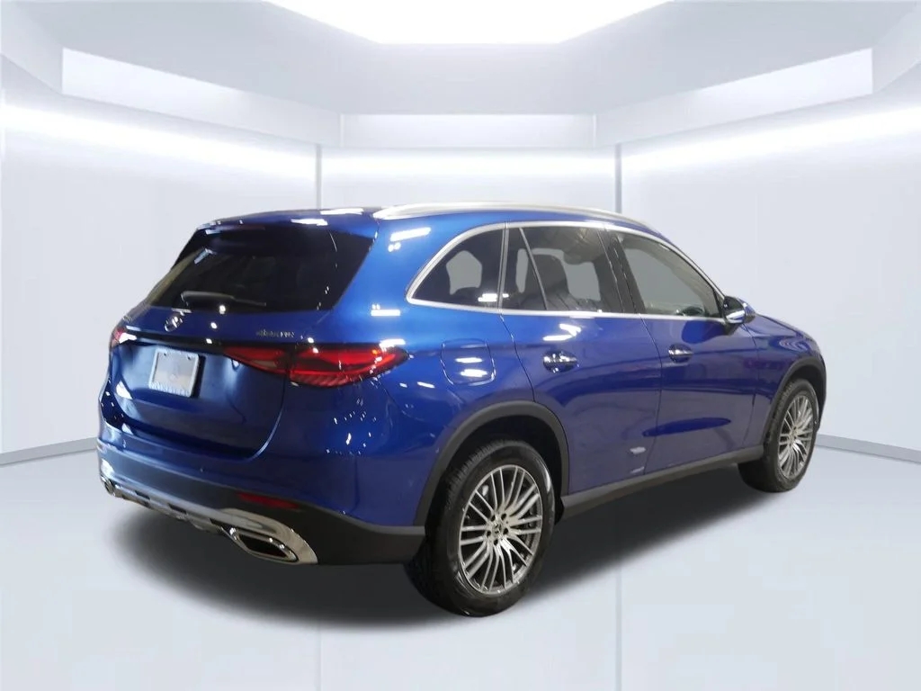 2026 Mercedes-Benz GLC Base - Photo 5