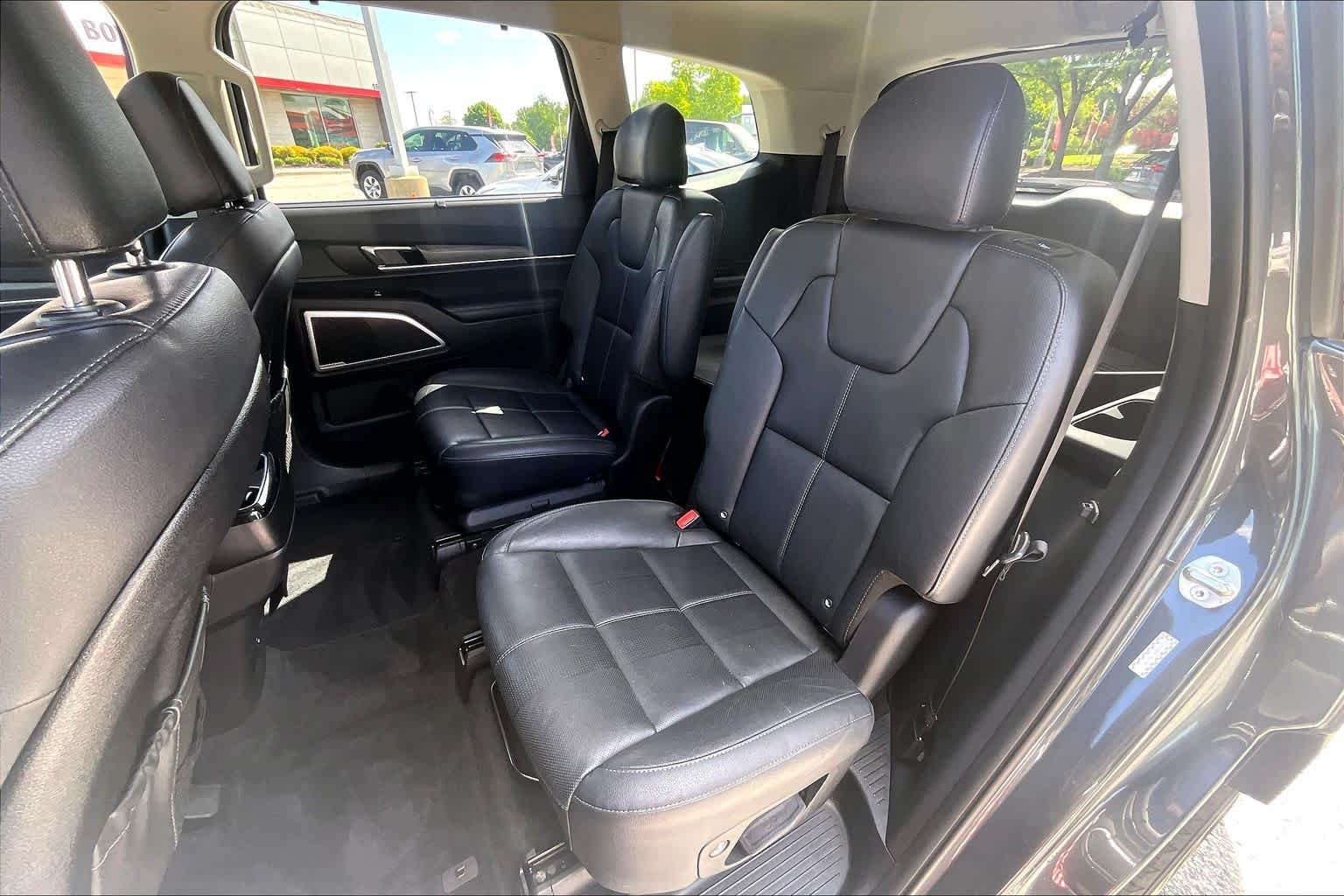 Used 2021 Gravity Grey Kia EX image 34
