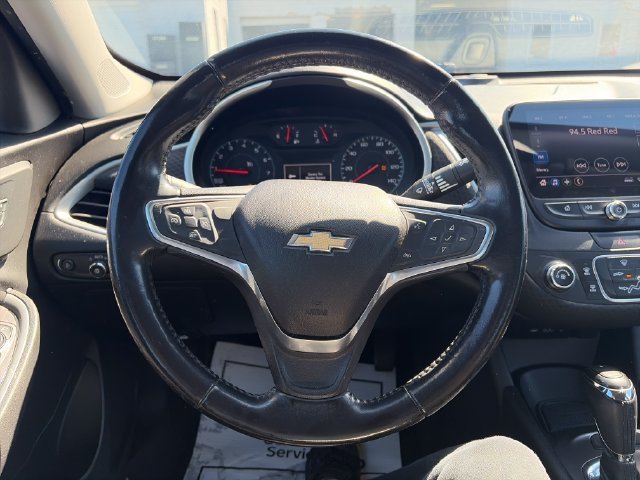 Used 2019 SUMMIT WHITE Chevrolet RS image 13