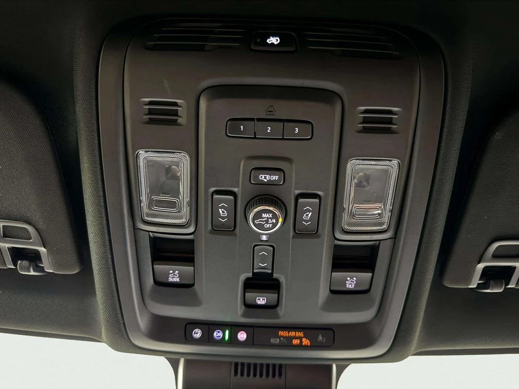 2023 GMC Yukon XL Denali Ultimate - Photo 23