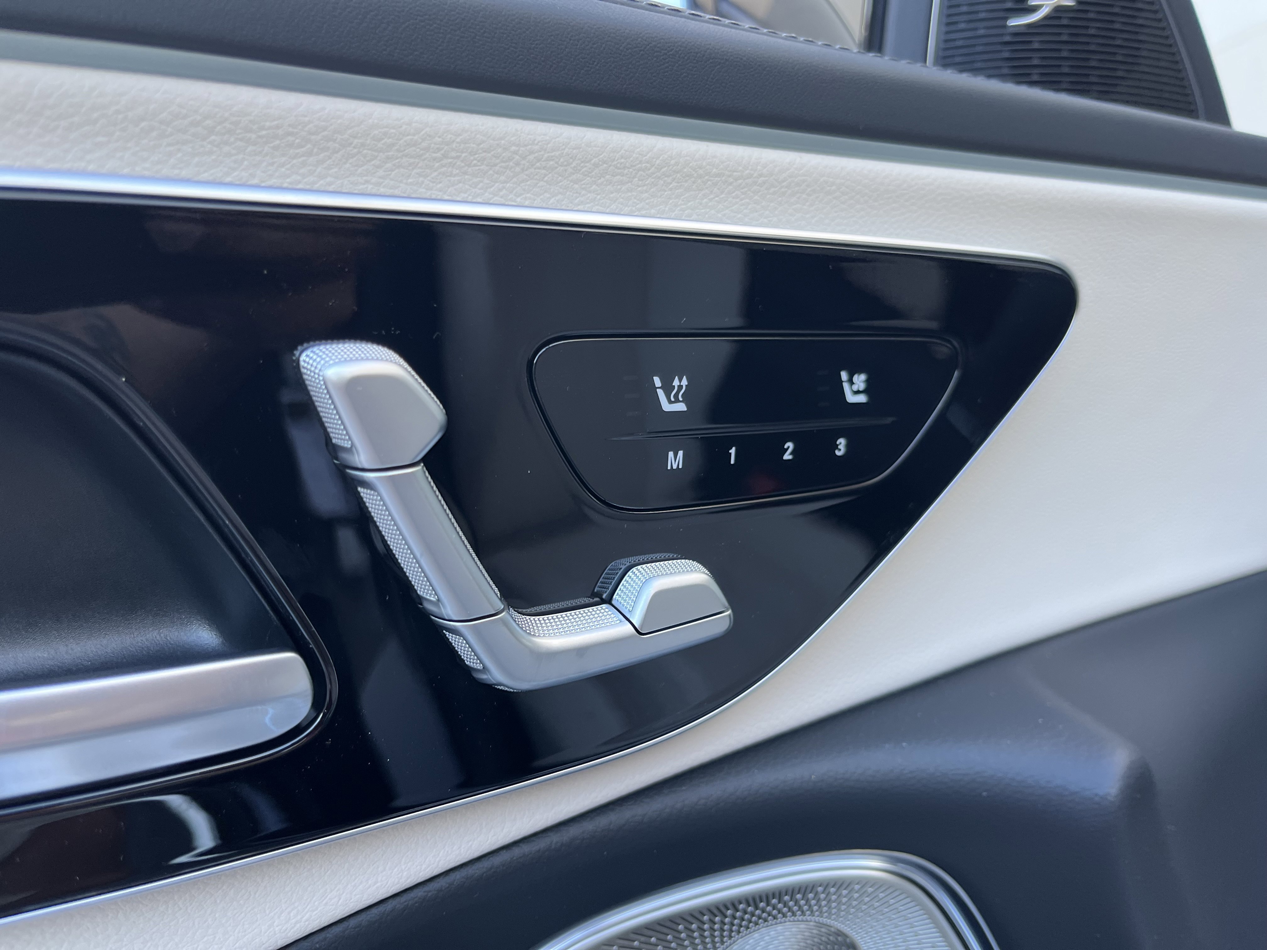 New 2026 Graphite Grey Metallic Mercedes-Benz E 350 image 14
