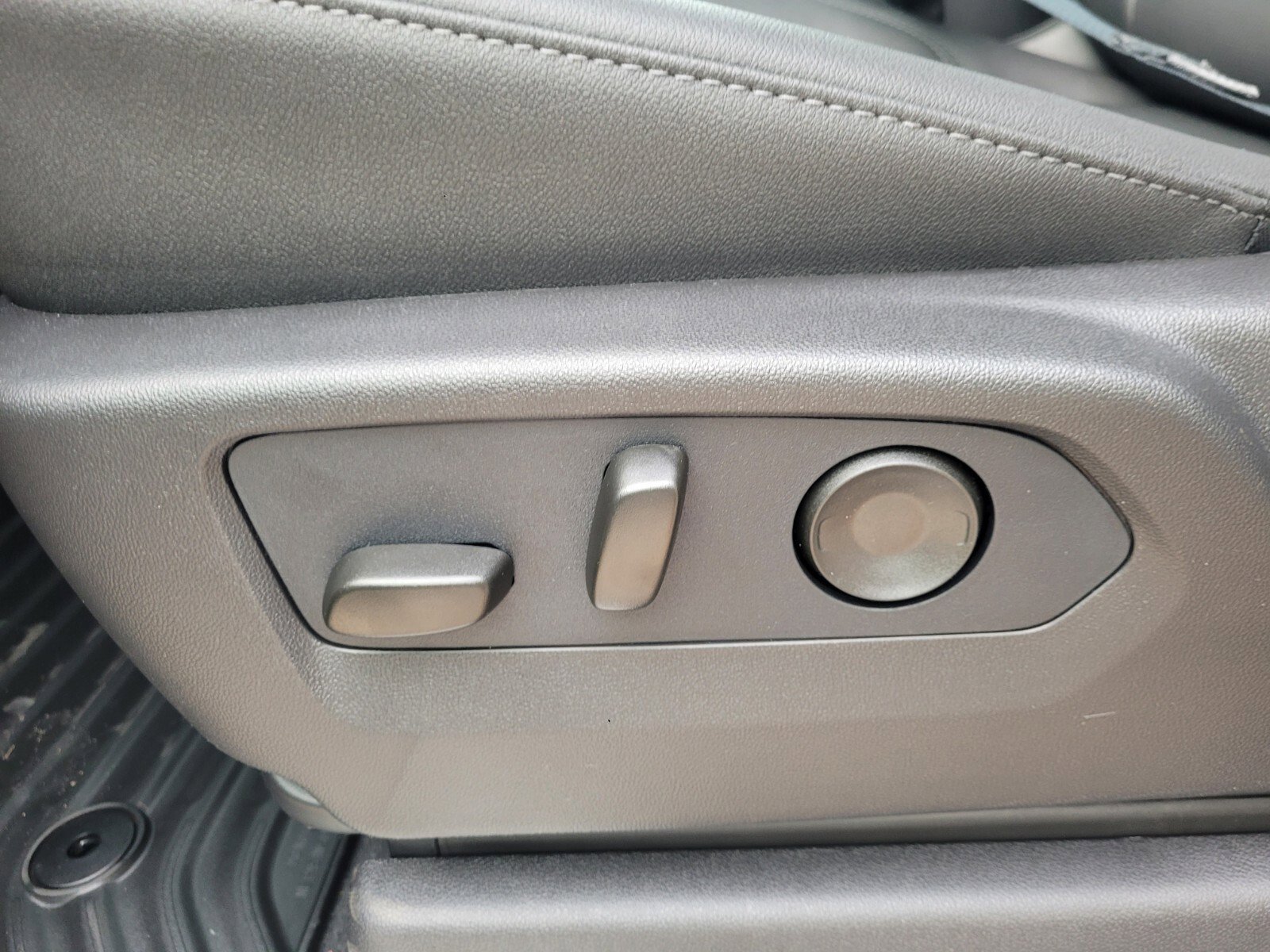 2026 Chevrolet Silverado 2500 HD LTZ - Photo 28