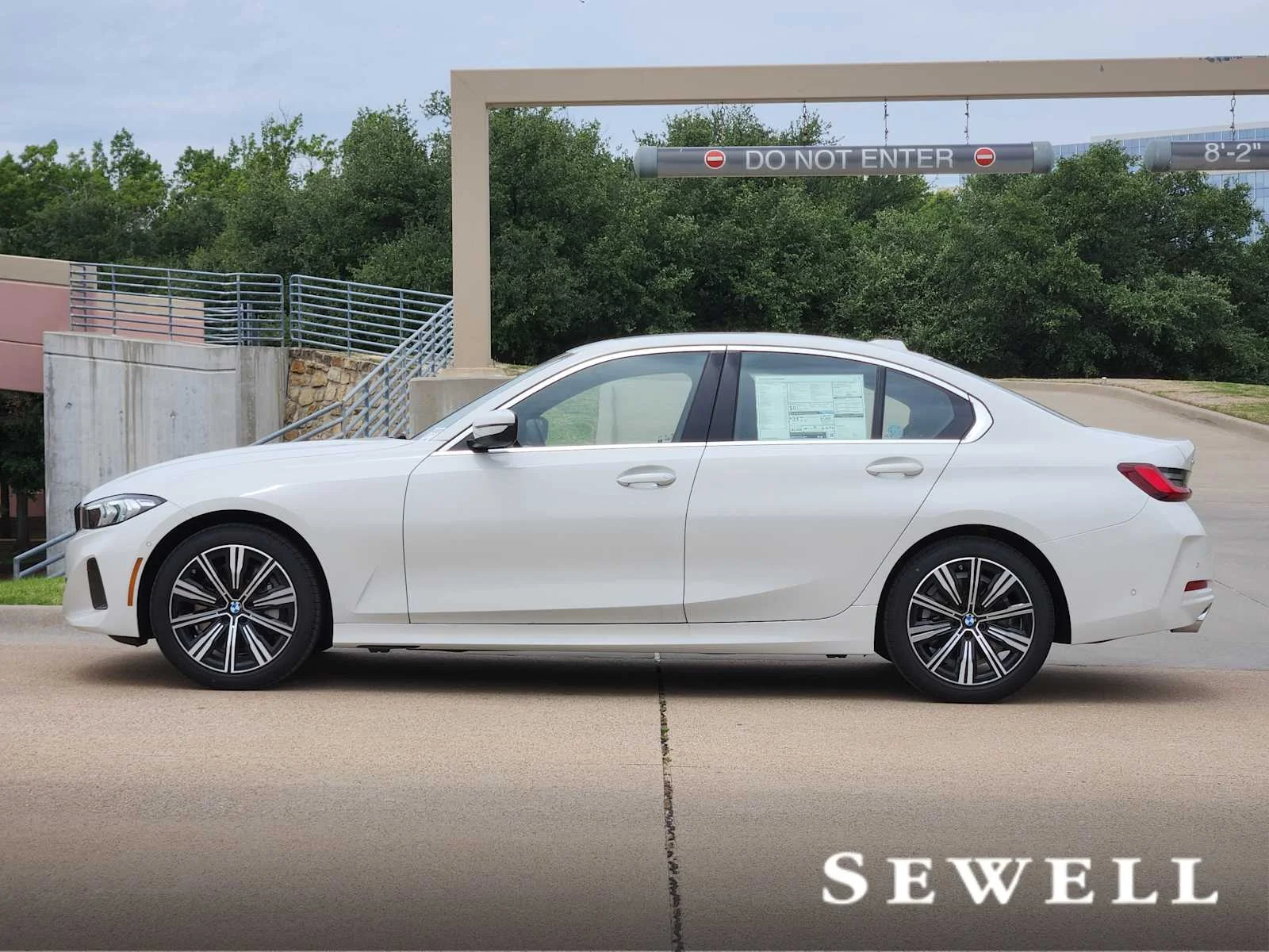 New 2026 Alpine White BMW 330i image 2