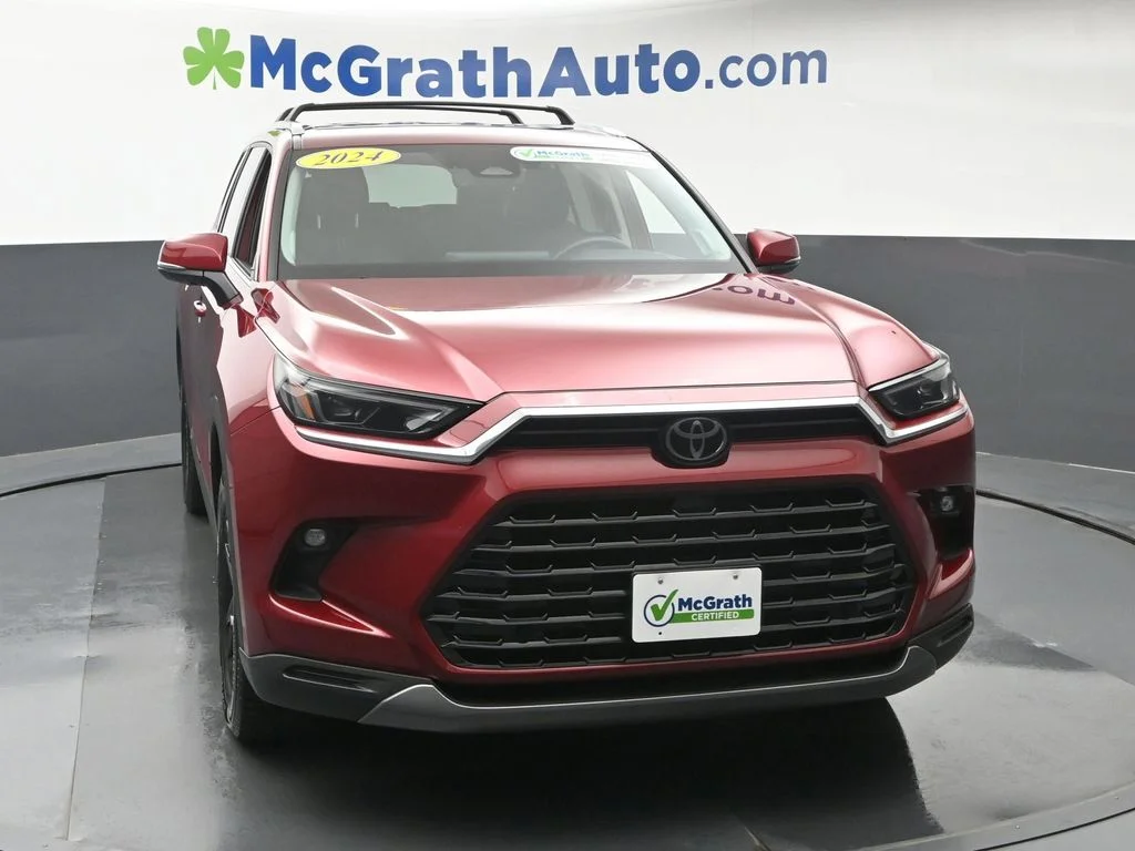 Used 2024 Red Toyota Limited image 5
