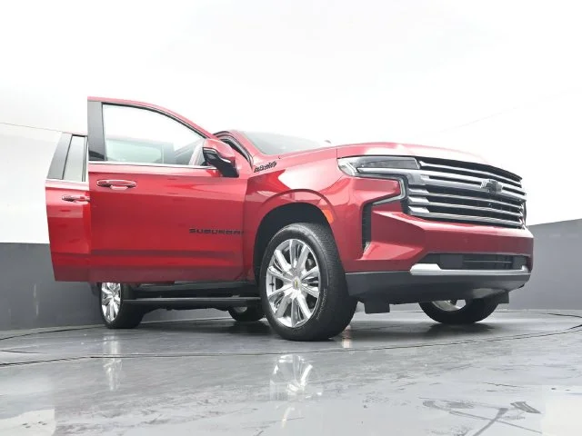Used 2021 Red Chevrolet High Country image 42