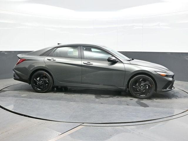 New 2026 Gray Hyundai SEL Sport image 8