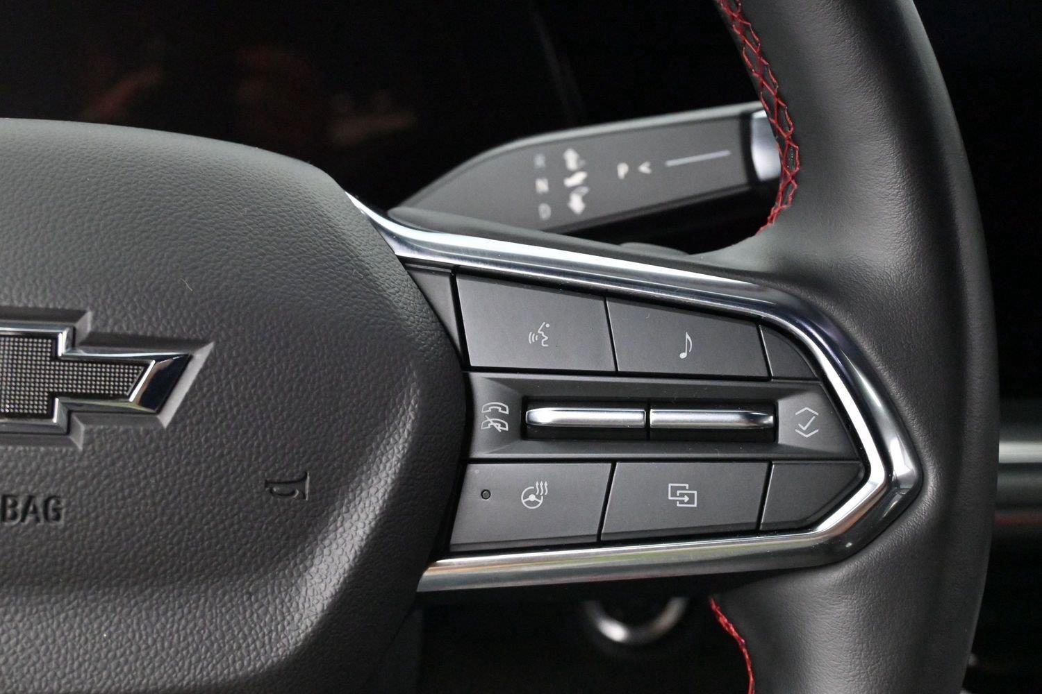 Used 2025 Black Chevrolet RST image 21