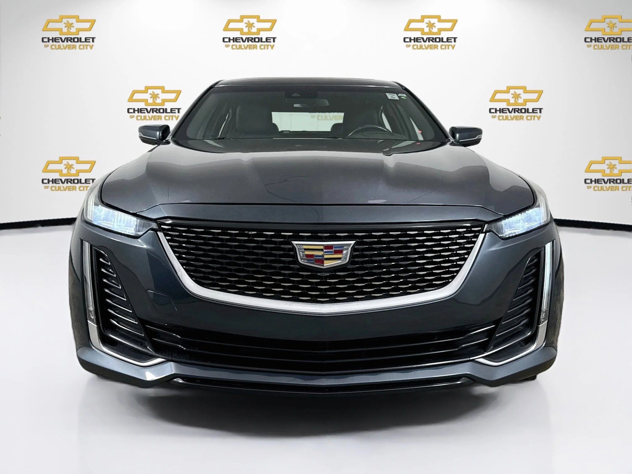 Used 2020 SHADOW METALLIC Cadillac Premium Luxury image 2
