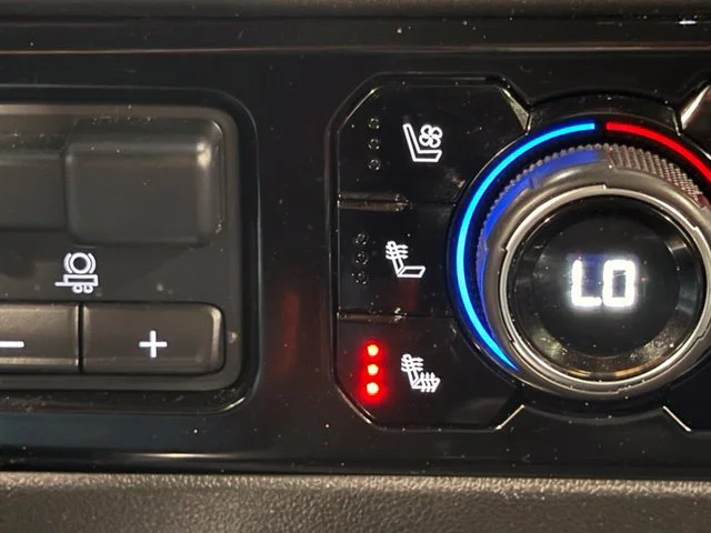 Used 2022 Blue Chevrolet LTZ image 29
