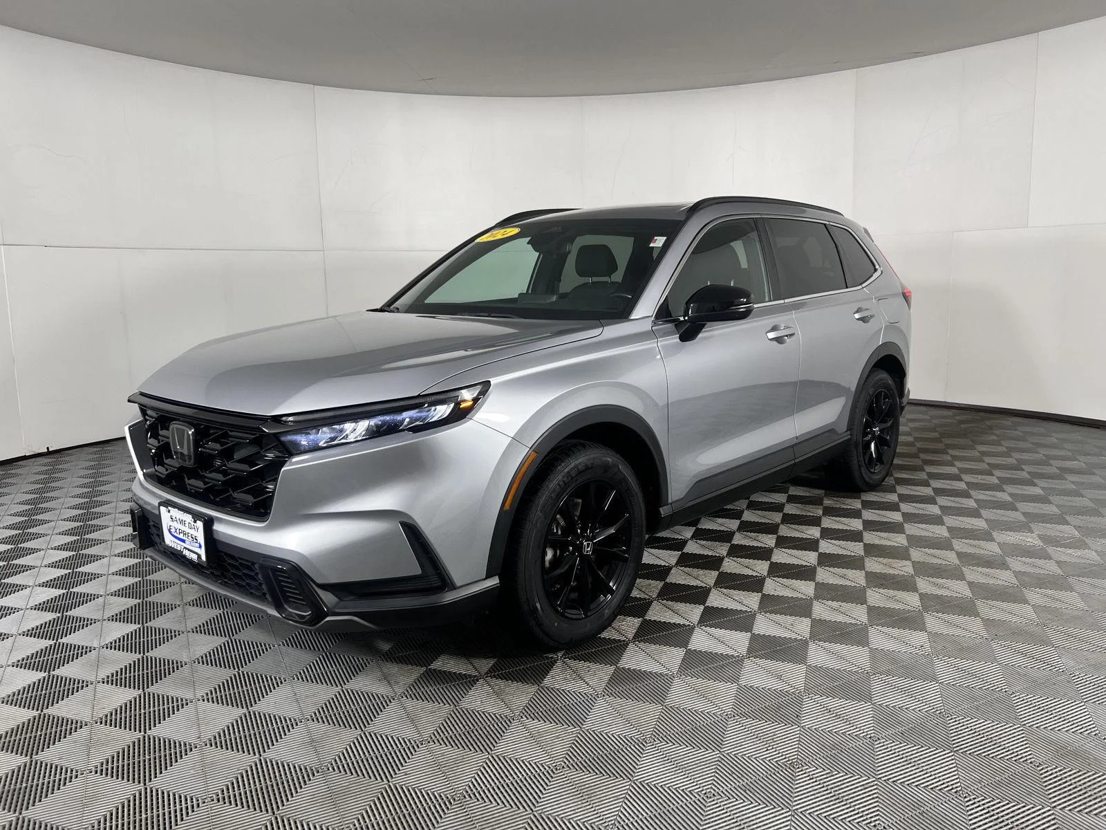 Used 2024 Lunar Silver Metallic Honda Sport image 4