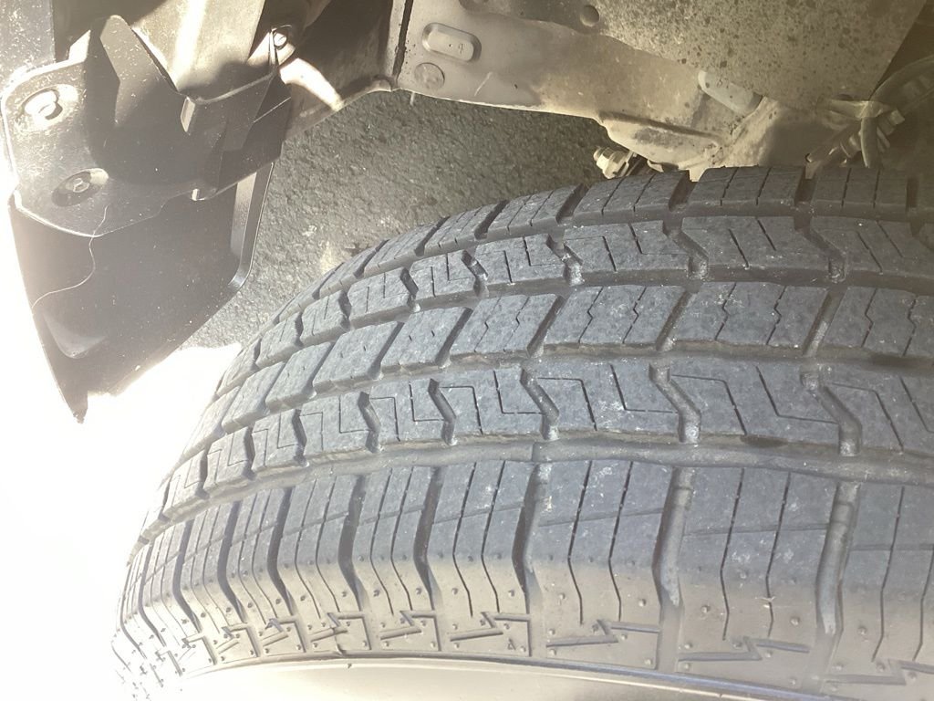 Used 2017 Gray Toyota SR5 image 6