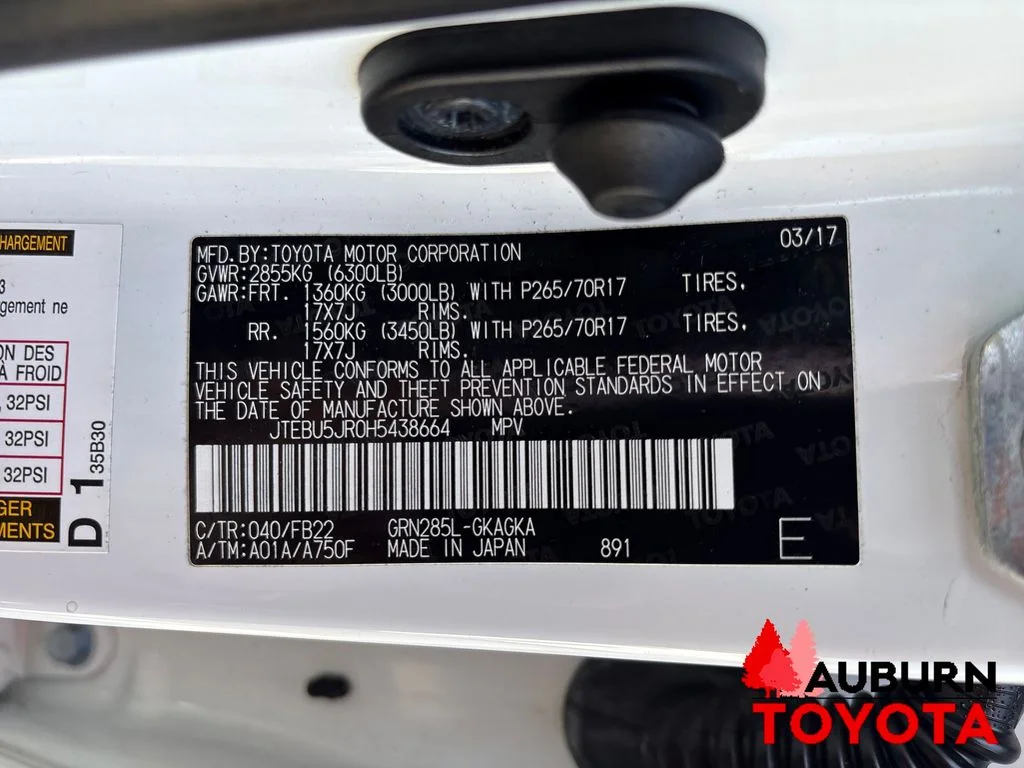 Used 2017 Super White Toyota SR5 image 27