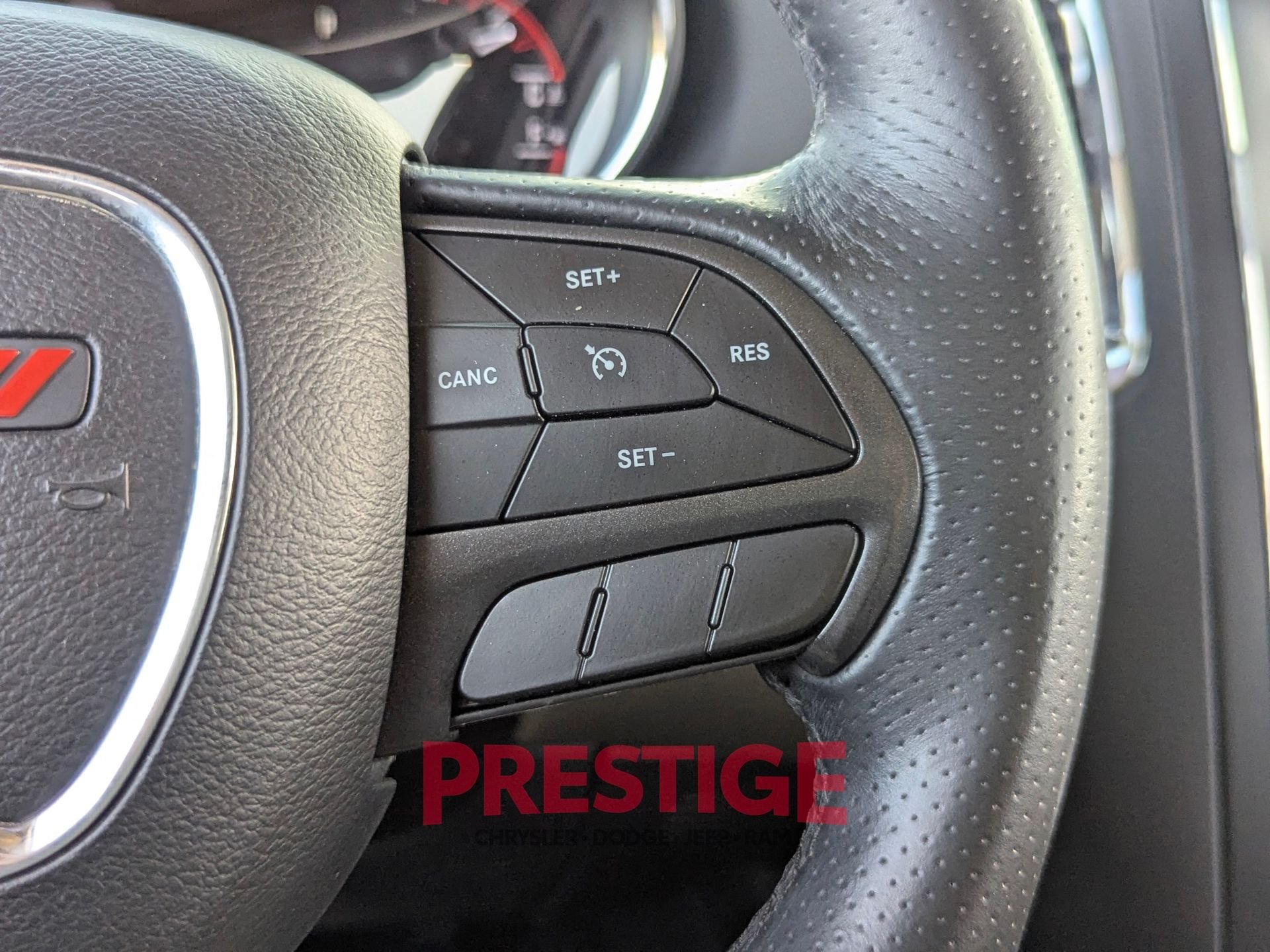 Used 2018 Gray Dodge SXT image 17