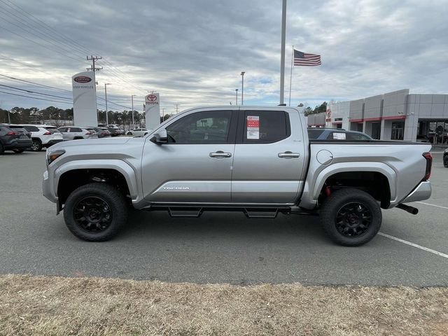2026 Toyota Tacoma SR5 - Photo 4