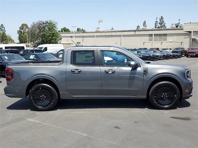 New 2025 Carbonized Gray Metallic Ford Lobo™ image 19