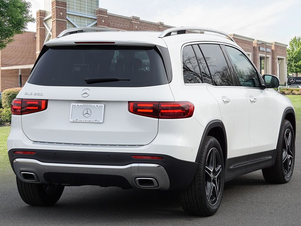 Used 2026 Polar White Mercedes-Benz GLB 250 image 6
