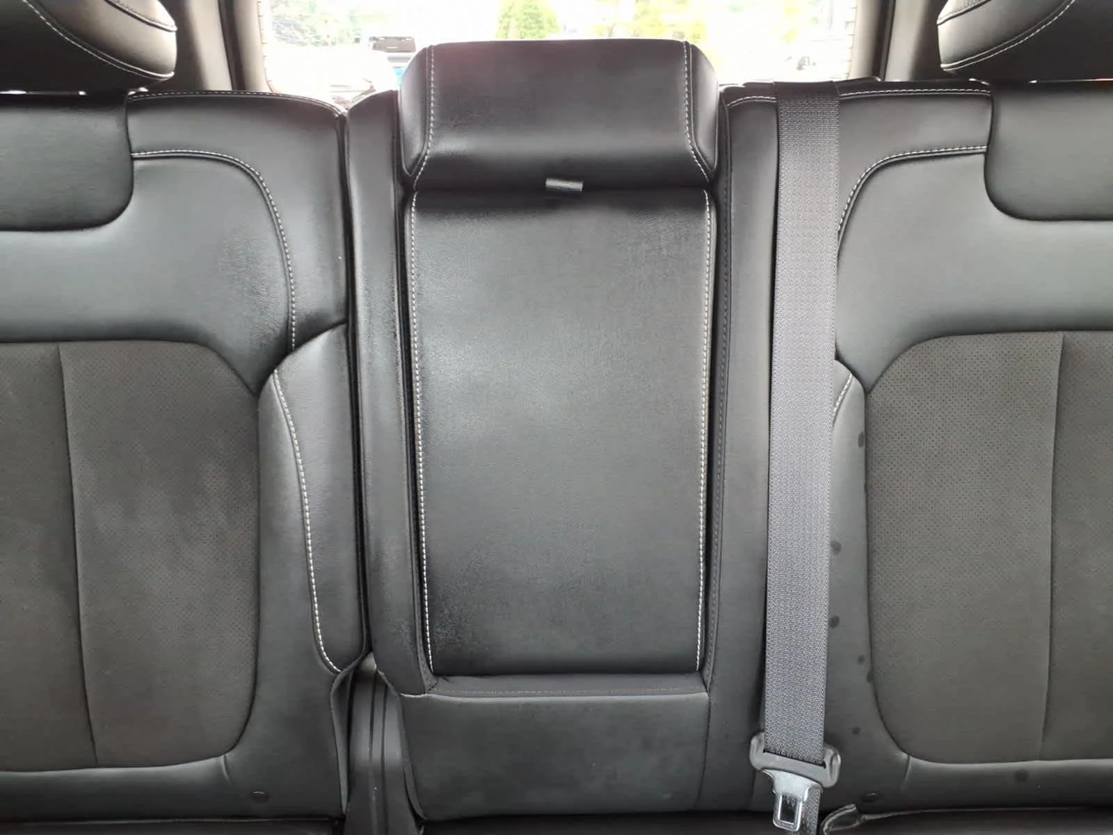 Certified Used 2023 Bright White Clearcoat Jeep Altitude image 19