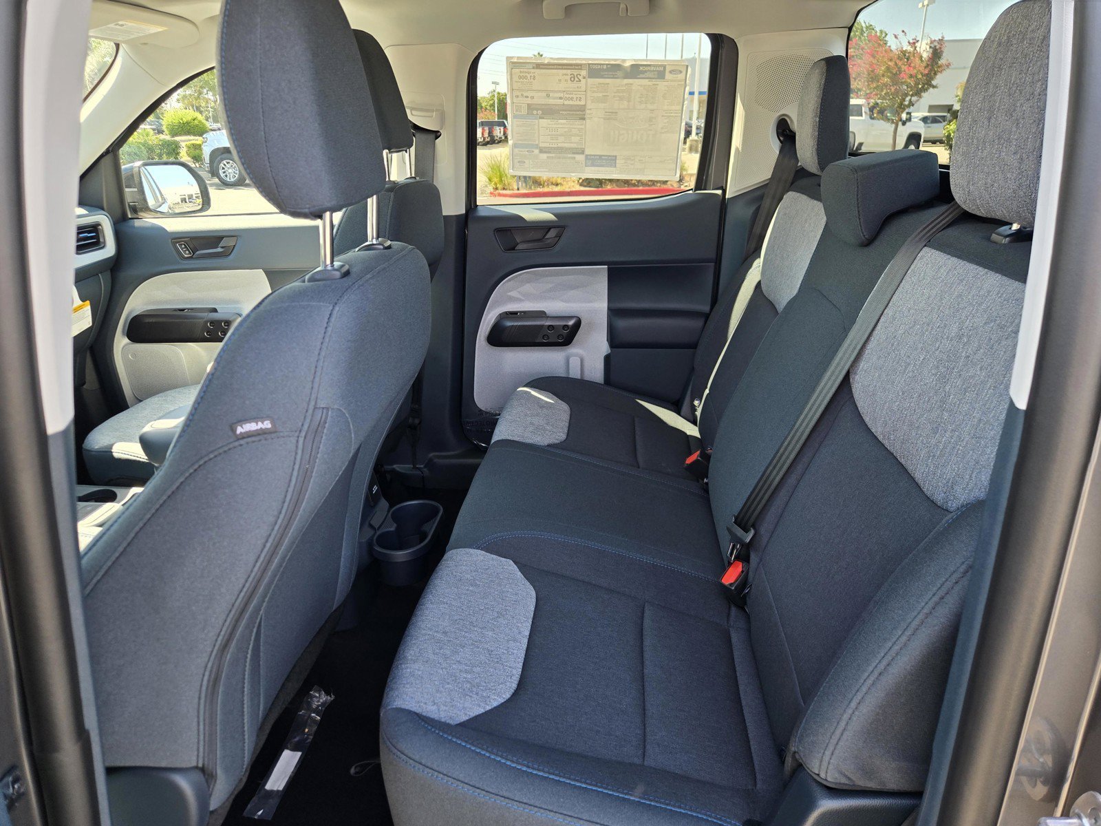 New 2026 Carbonized Gray Metallic Ford XLT image 7