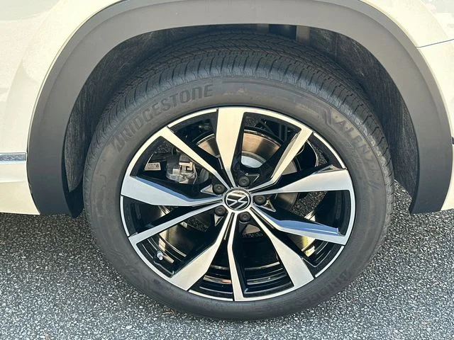 2026 Volkswagen Atlas SEL Premium R-Line - Photo 20