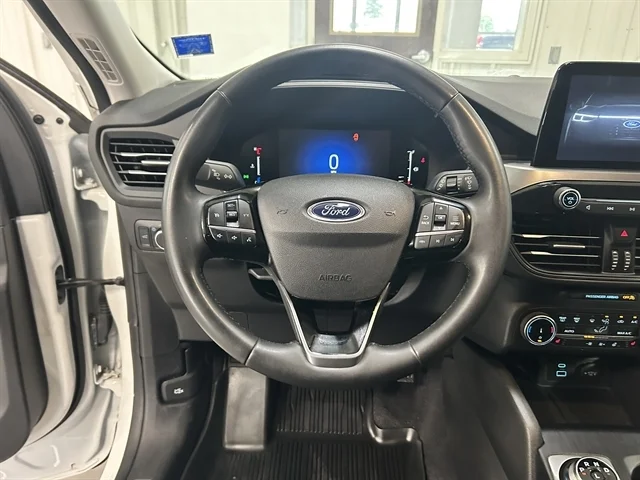 Used 2023 White FORD Active image 22