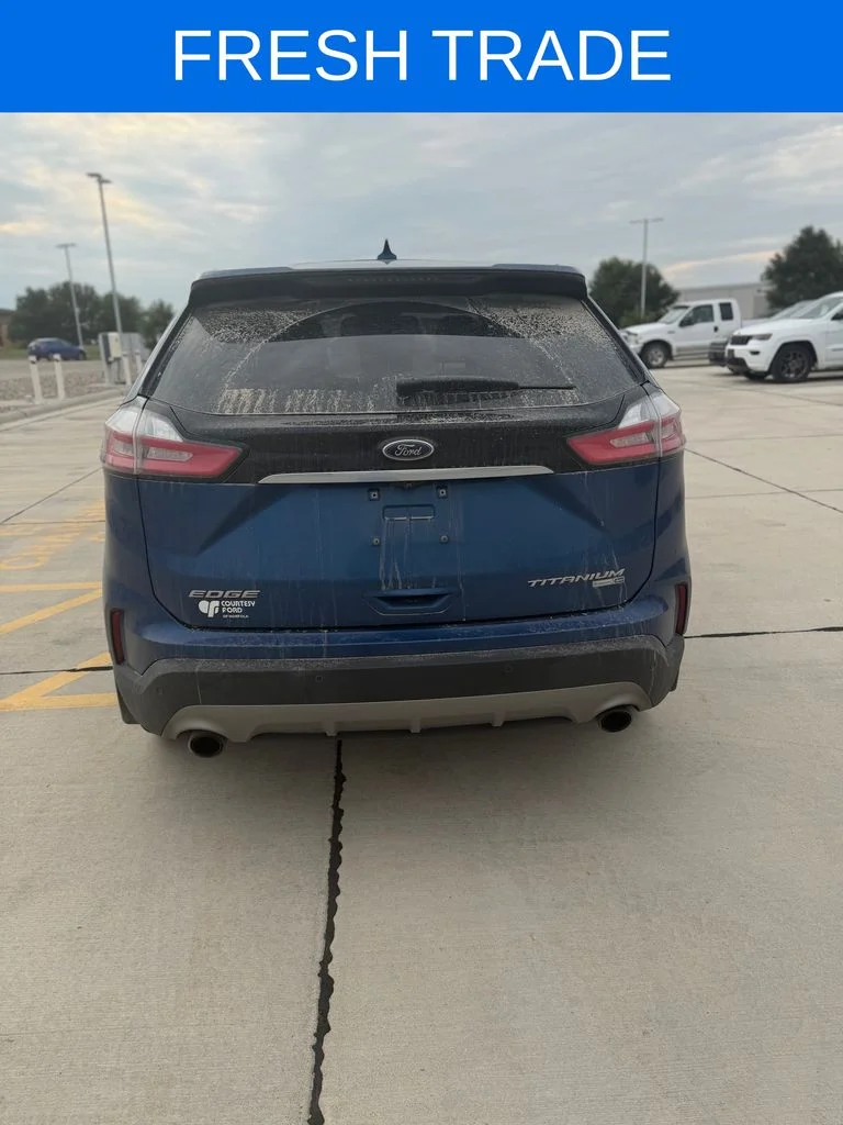 Used 2020 Atlas Blue Metallic Ford Titanium image 3