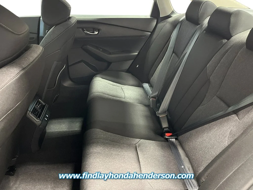New 2026 Solar Silver Metallic Honda SE image 24