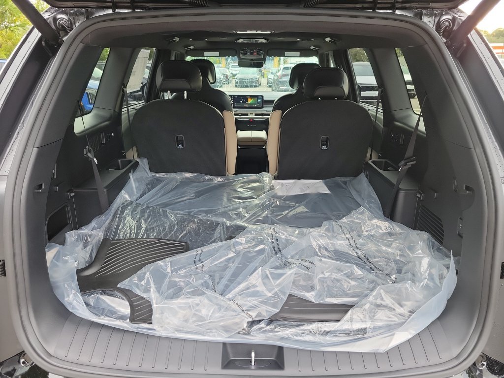 New 2027 Ebony Black Kia EX image 12