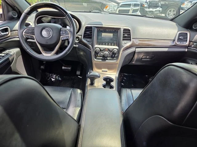 Used 2015 Silver Jeep Overland image 14