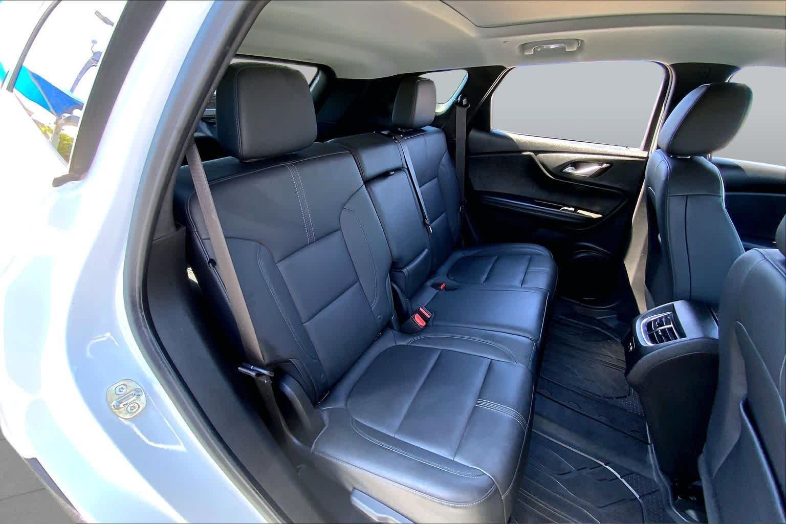 Used 2022 Summit White Chevrolet LT image 20