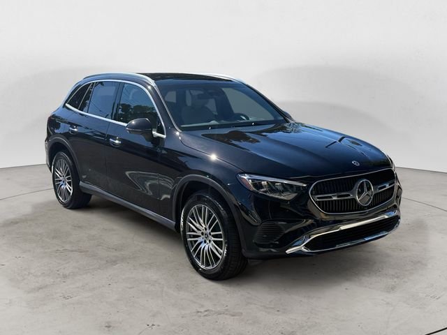 New 2026 Obsidian Black Metallic Mercedes-Benz GLC 300 image 7
