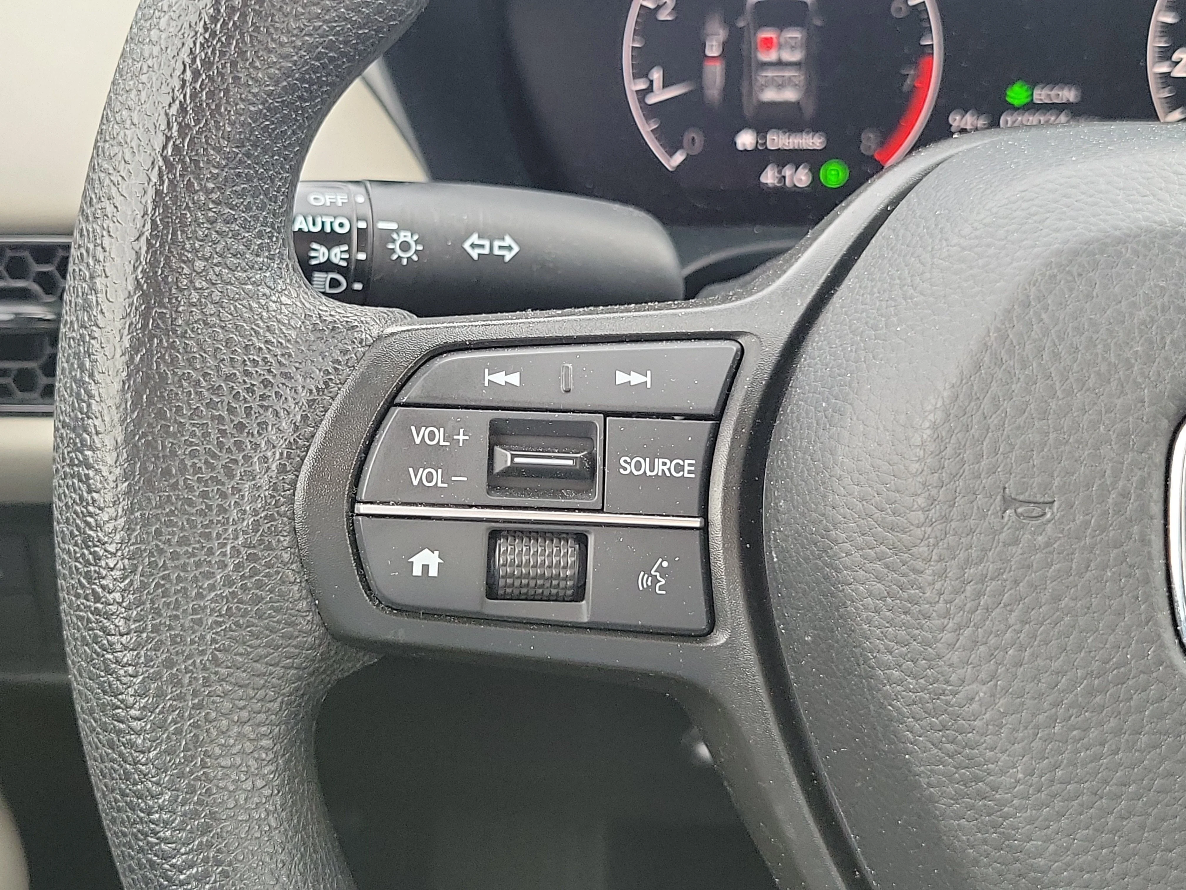 2025 Honda HR-V LX - Photo 26