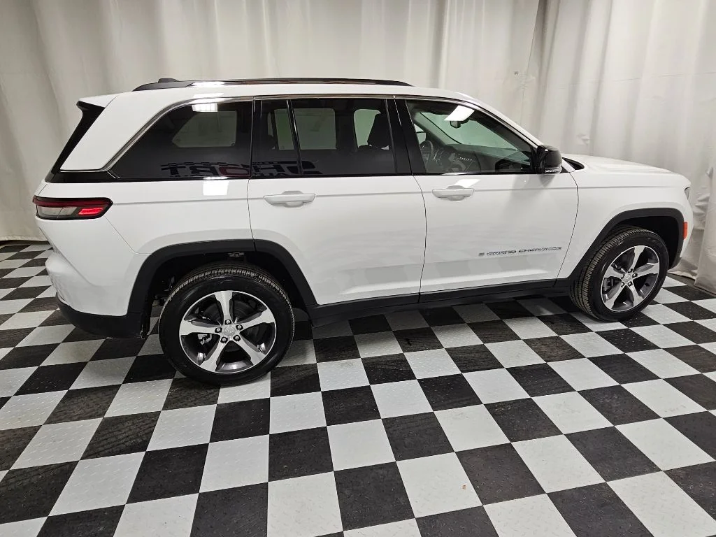 2023 Jeep Grand Cherokee 4xe - Photo 6