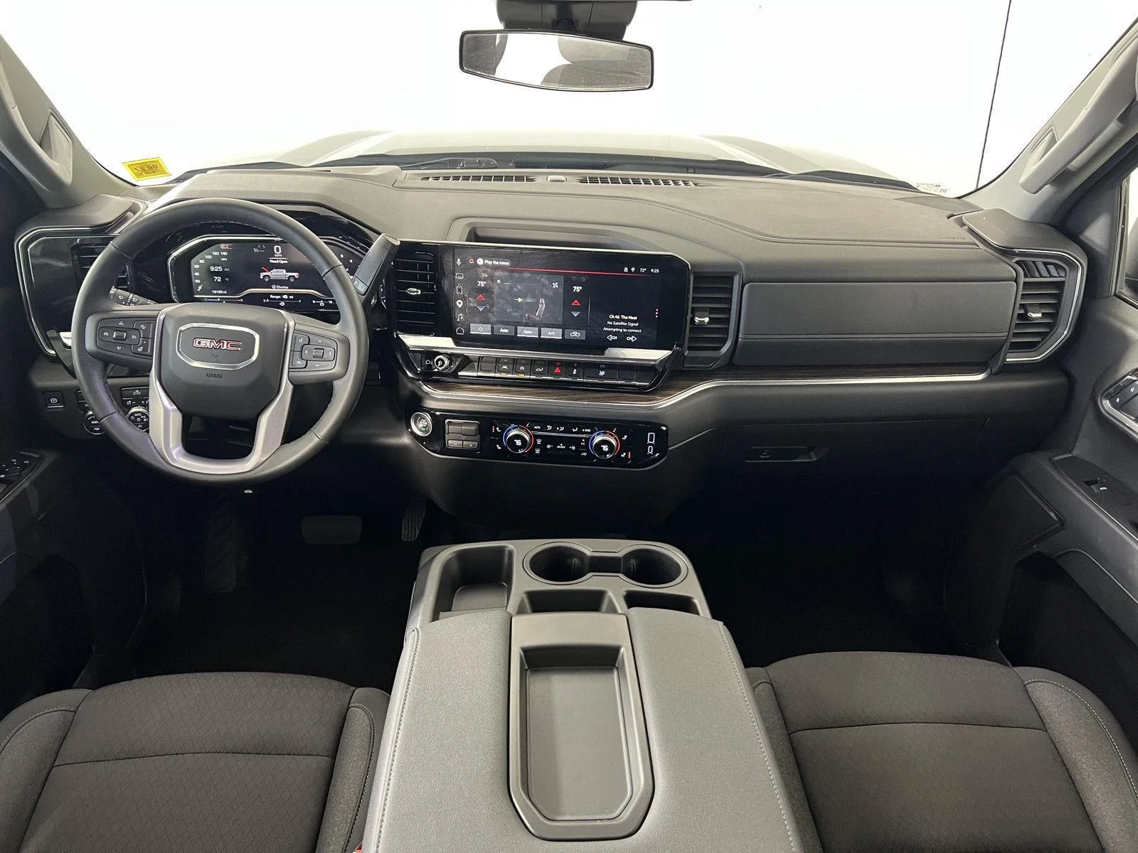 Used 2025 Onyx Black GMC Elevation image 36