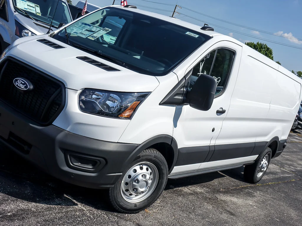New 2026 Oxford White Ford T-250 148 Low Rf image 3