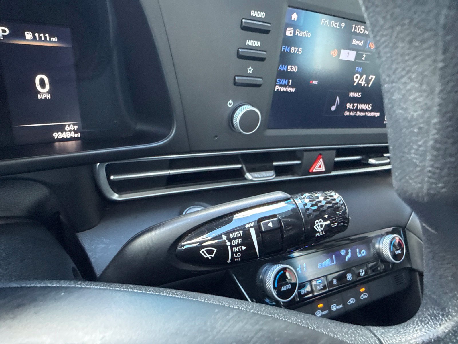 Used 2022  Hyundai SEL image 34