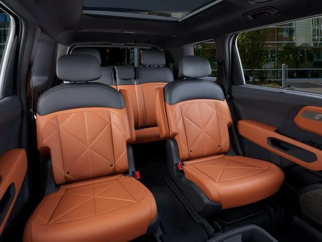 New 2027 Gray Kia SX image 16