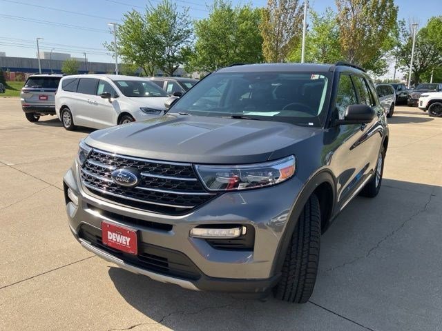 Used 2023 Carbonized Gray Metallic Ford XLT image 3