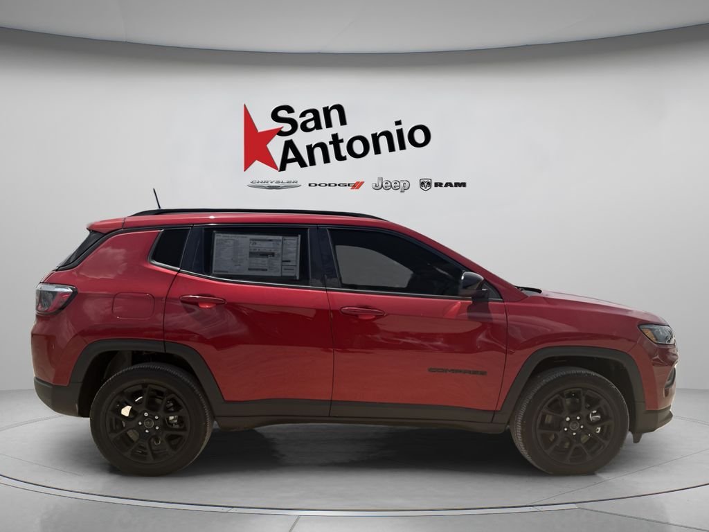 New 2026 Red Hot Pearl-Coat Exterior Paint Jeep Latitude image 16