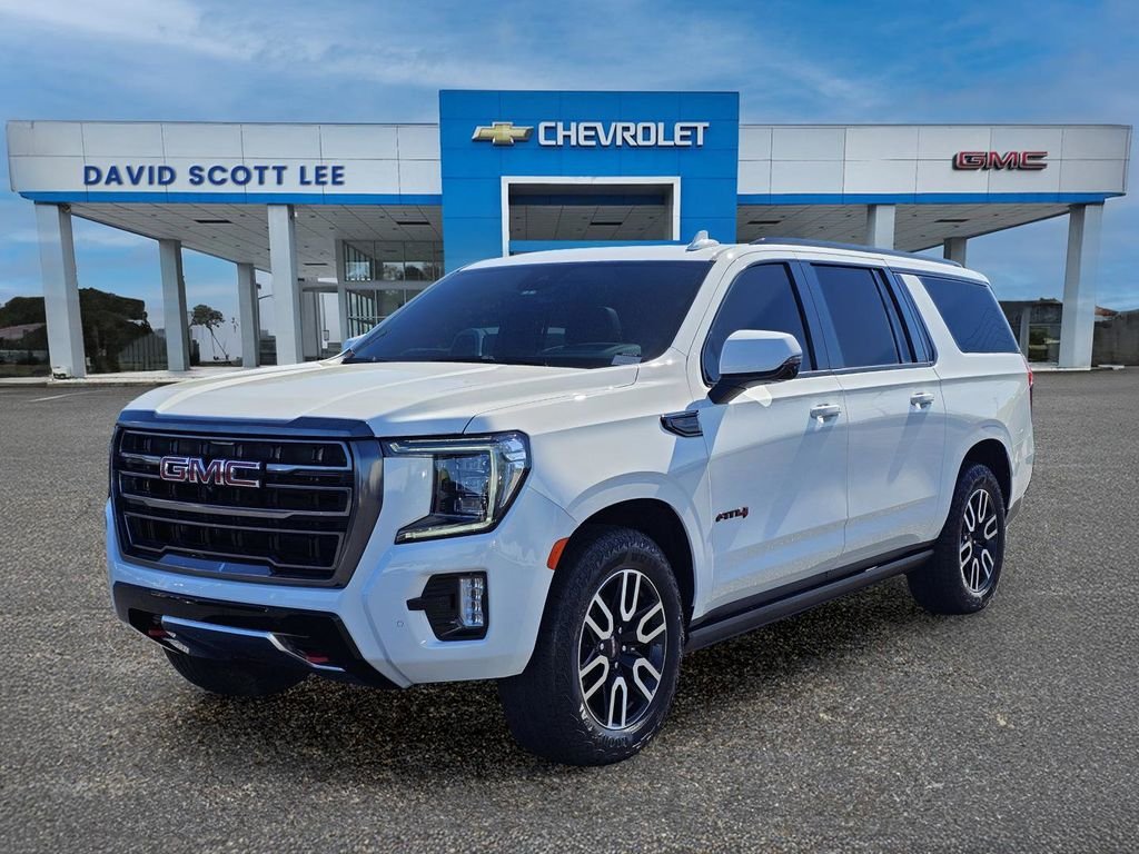 2023 GMC Yukon 4WD AT4's photo