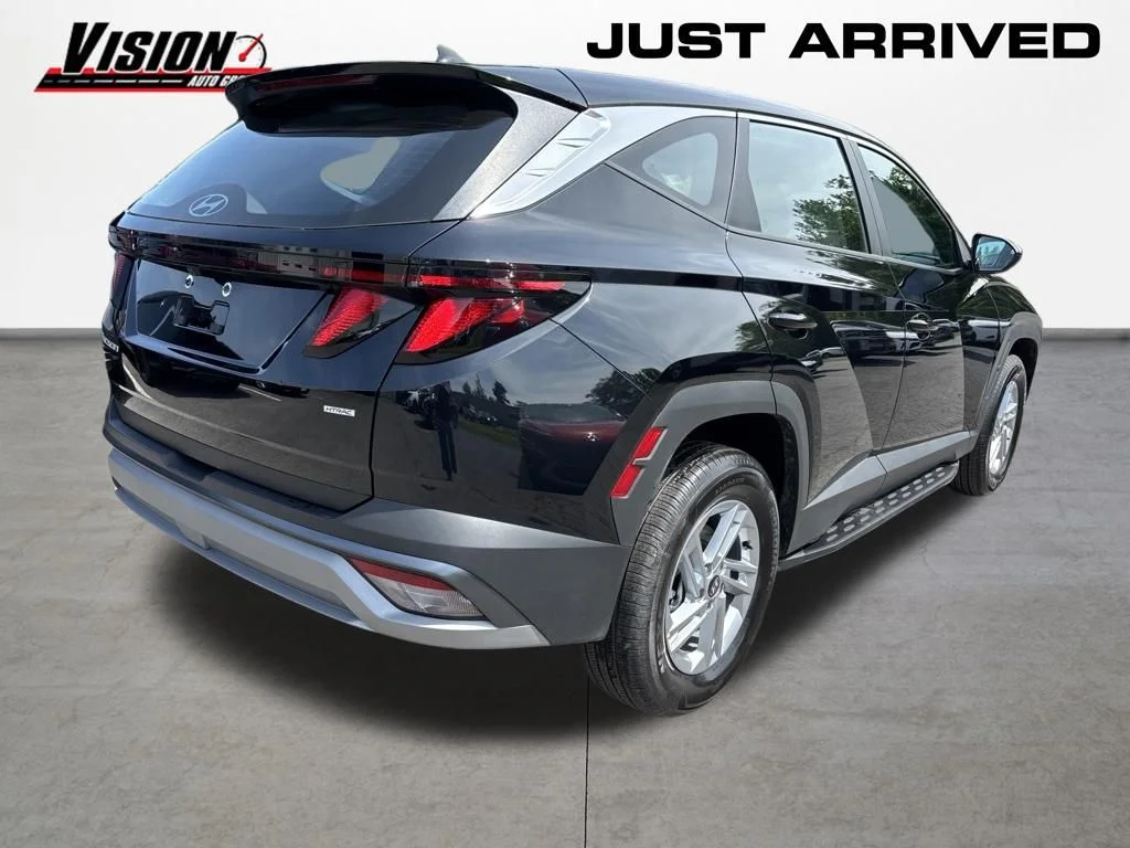 New 2026 Black Hyundai SE image 6