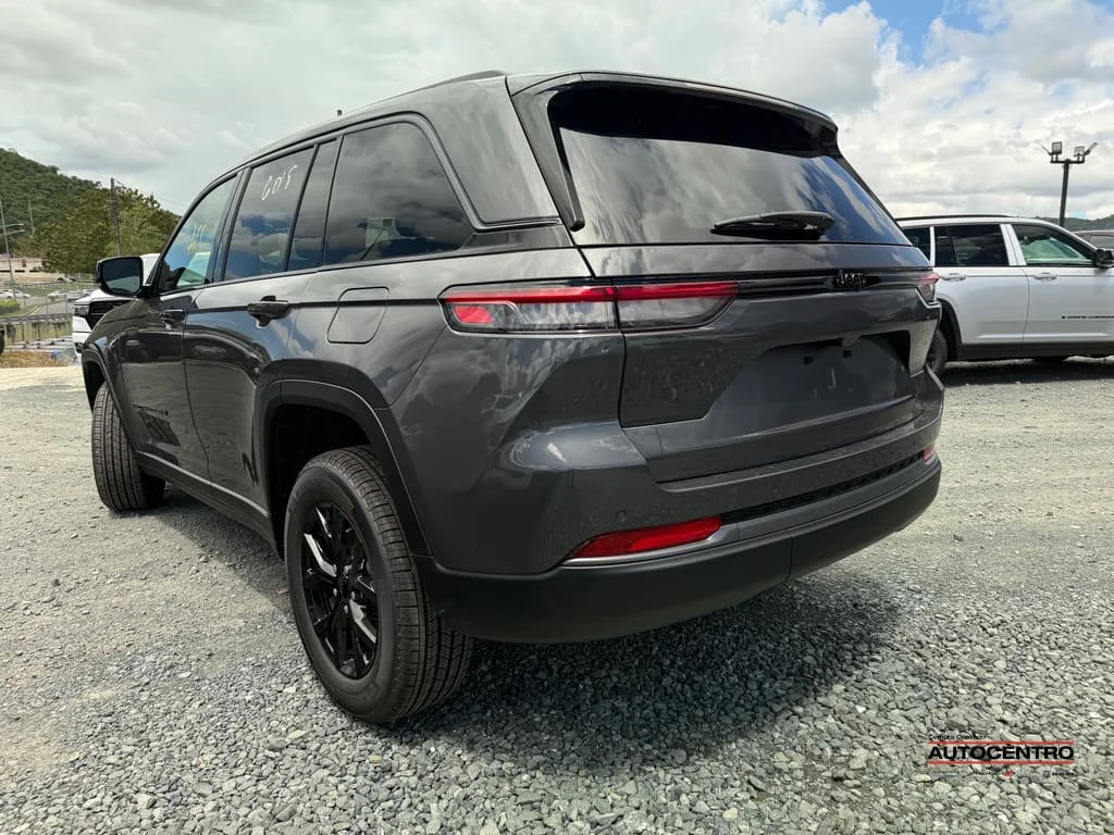 New 2026 Baltic Grey Metallic Clear Coat Jeep  image 2