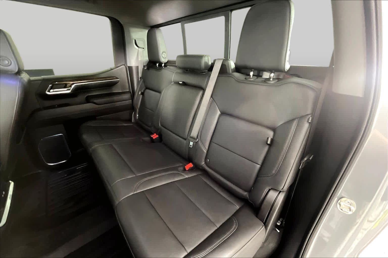 Used 2024 Sterling Metallic GMC Elevation image 19
