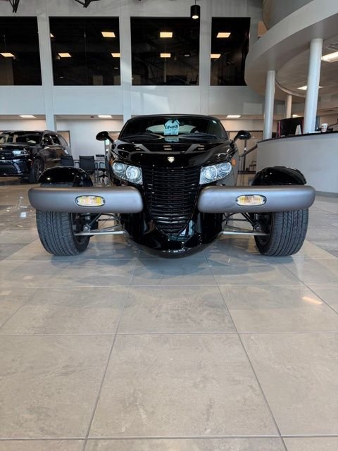 Used 1999 Black Plymouth Base image 2